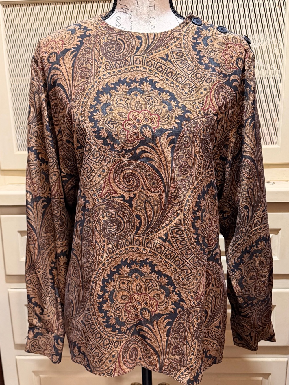 Vintage Gloria Sachs Paisley Silk Blouse Left Shoulder Buttons